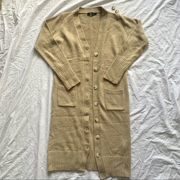 Long Academia Cardigan - Picture 3 of 3